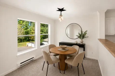 33020 10th Avenue SW Federal Way WA 98023