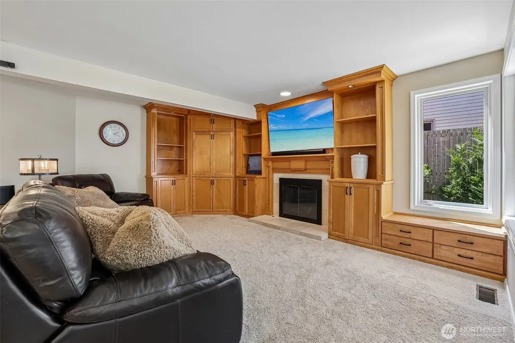 14302 NE 61 Street Redmond WA 98052