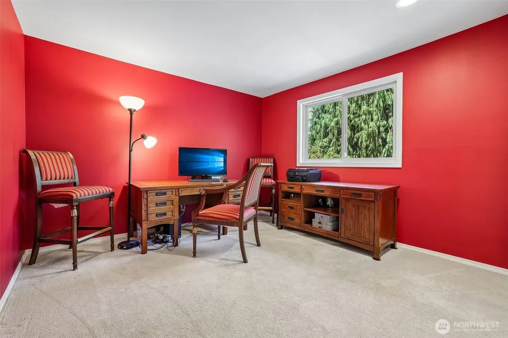 14302 NE 61 Street Redmond WA 98052