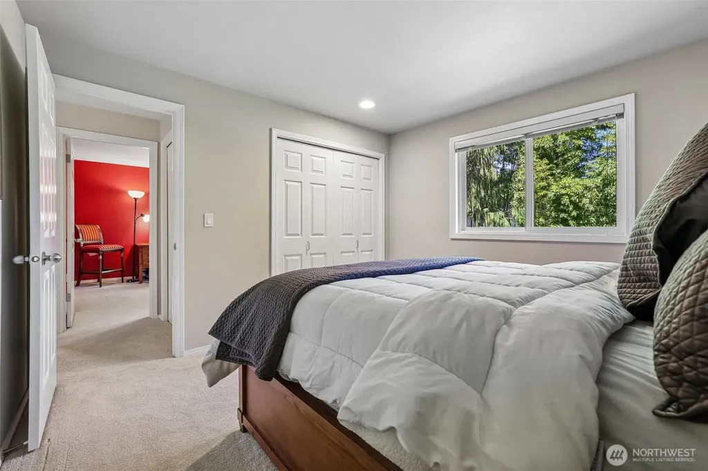 14302 NE 61 Street Redmond WA 98052