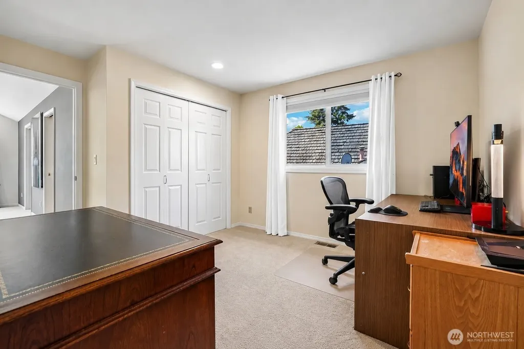 14302 NE 61 Street Redmond WA 98052