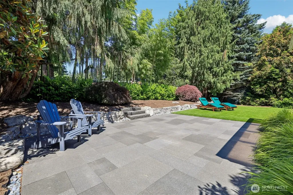 14302 NE 61 Street Redmond WA 98052