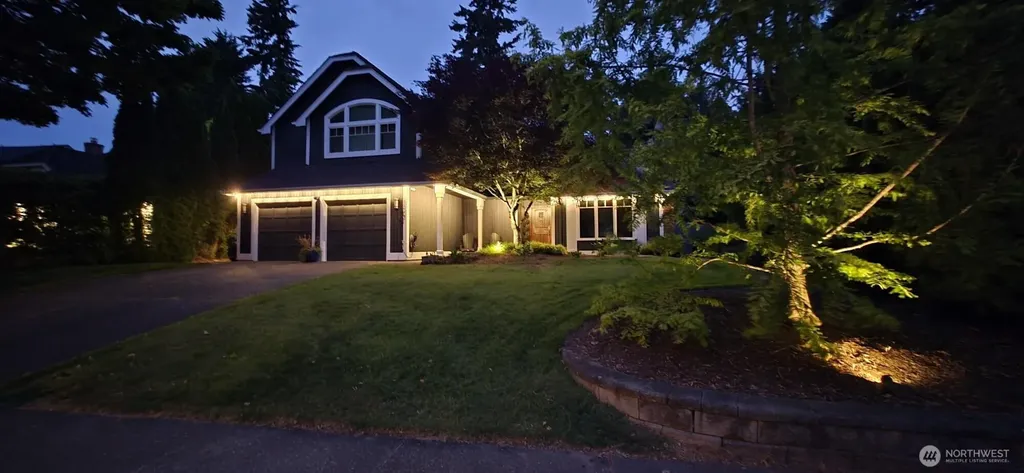 14302 NE 61 Street Redmond WA 98052
