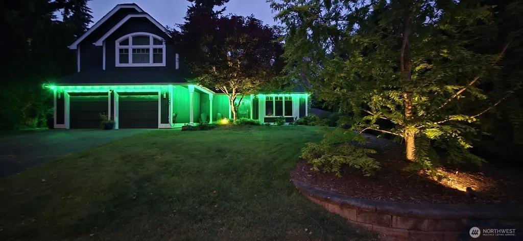 14302 NE 61 Street Redmond WA 98052