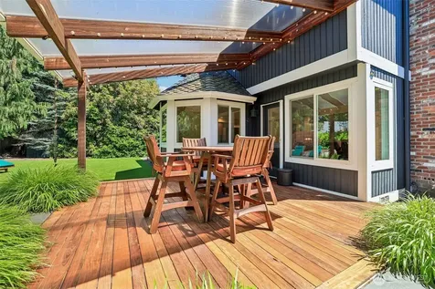 14302 NE 61 Street Redmond WA 98052