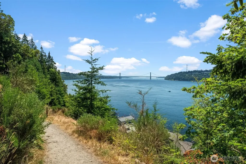 53 E Salmon Beach Tacoma WA 98407
