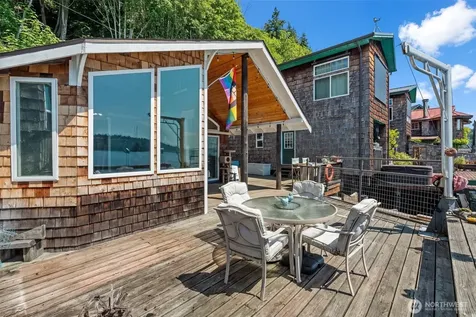 53 N Salmon Beach Tacoma WA 98407