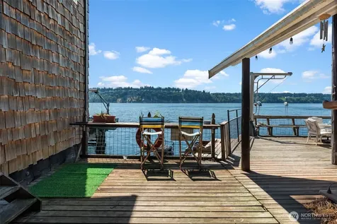 53 E Salmon Beach Tacoma WA 98407