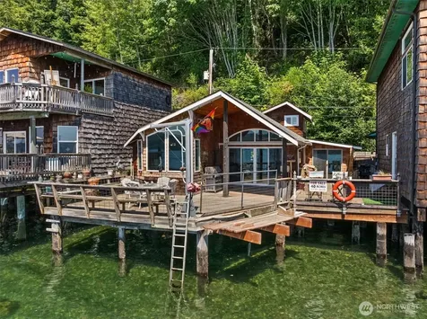 53 E Salmon Beach Tacoma WA 98407