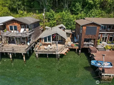 53 E Salmon Beach Tacoma WA 98407