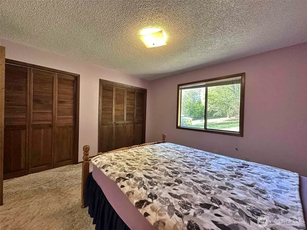 325 Davis Lake Road Morton WA 98356