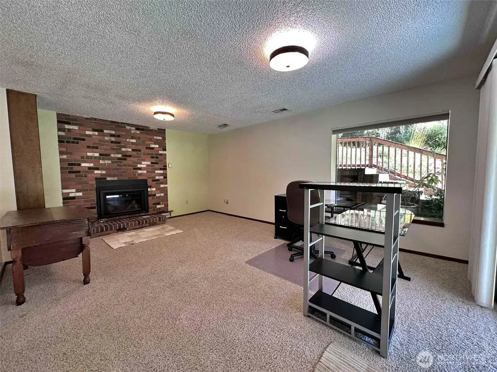 325 Davis Lake Road Morton WA 98356