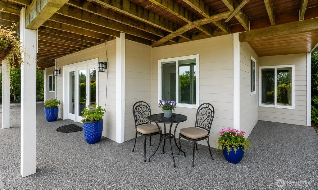7767 E Spruce Street Port Orchard WA 98366