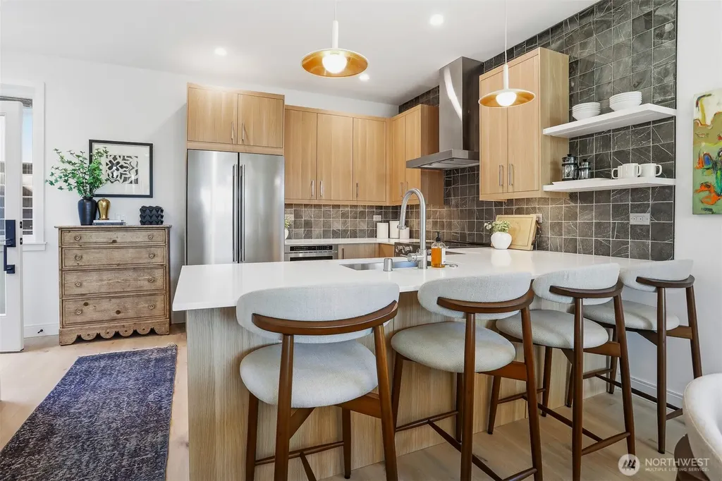 8332 24th Avenue NW Seattle WA 98117