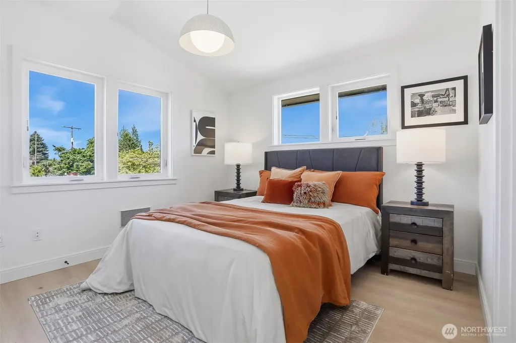 8332 24th Avenue NW Seattle WA 98117