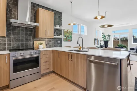 8332 24th Avenue NW Seattle WA 98117