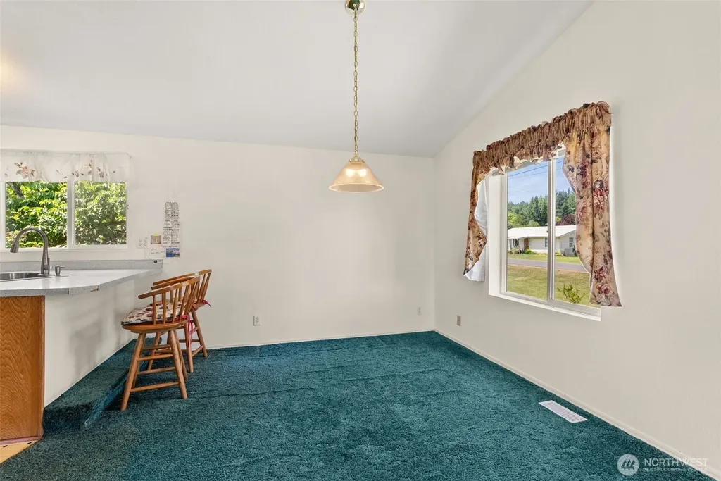 1116 Second Street W South Bend WA 98586