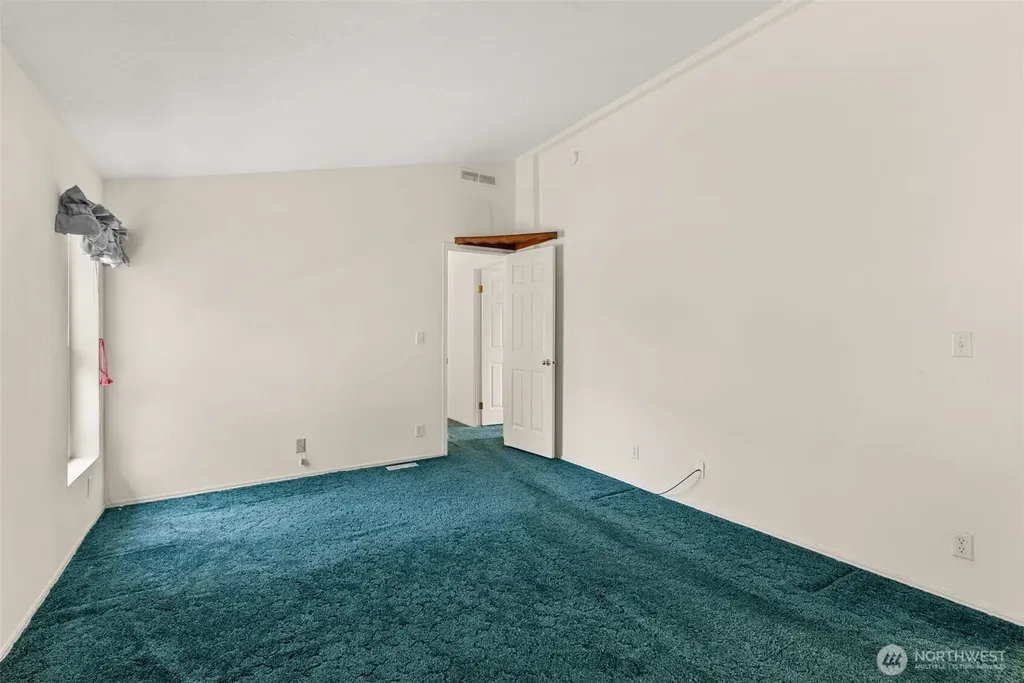 1116 Second Street W South Bend WA 98586