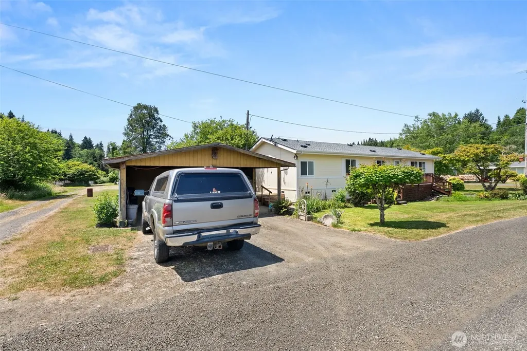 1116 Second Street W South Bend WA 98586