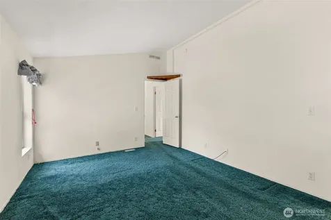 1116 Second Street W South Bend WA 98586