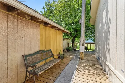 1116 Second Street W South Bend WA 98586