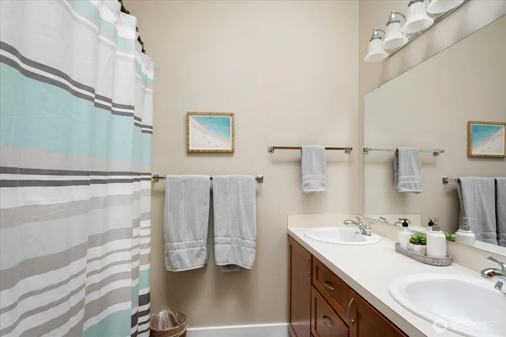 2806 Washington Boulevard Anacortes WA 98221