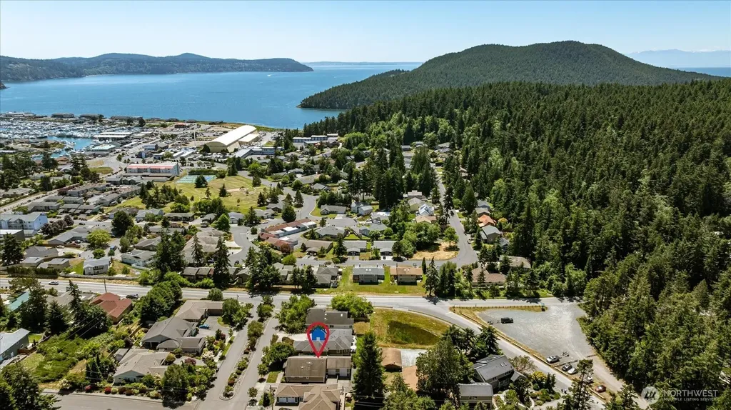 2806 Washington Boulevard Anacortes WA 98221