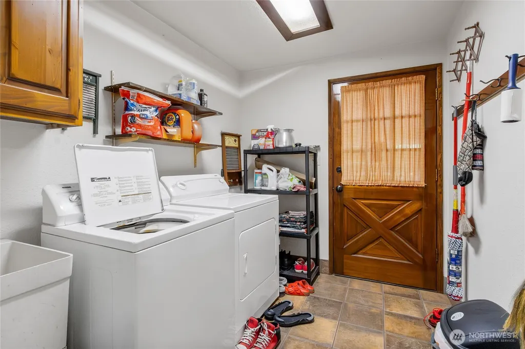 41019 Dean Kreger Road E Eatonville WA 98328