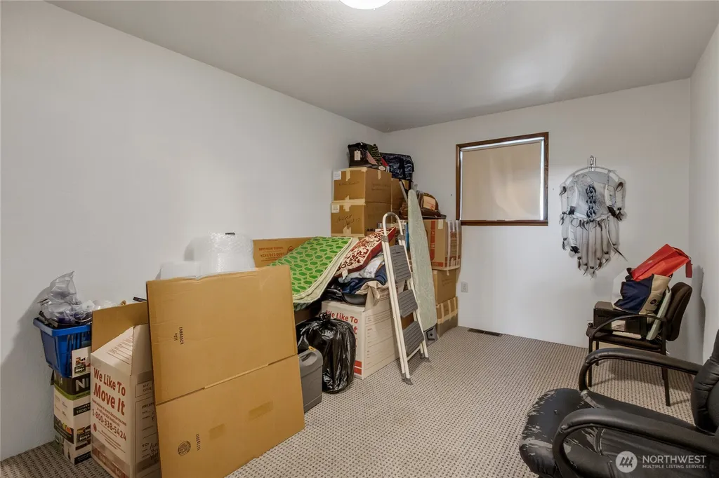 41019 Dean Kreger Road E Eatonville WA 98328