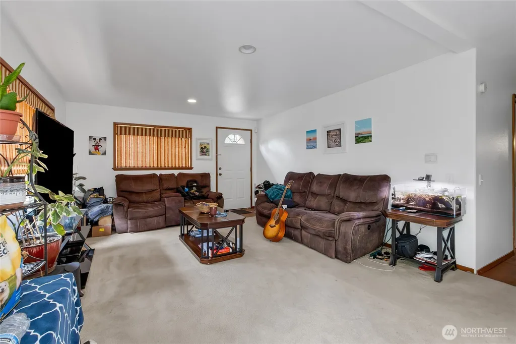 41019 Dean Kreger Road E Eatonville WA 98328
