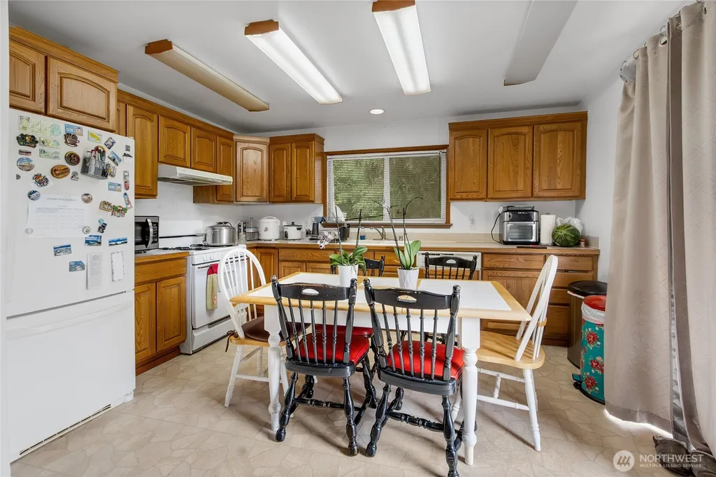 41019 Dean Kreger Road E Eatonville WA 98328