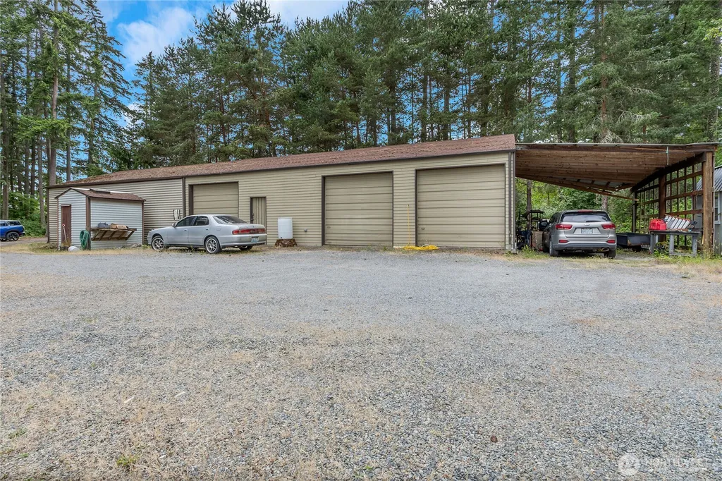 41019 Dean Kreger Road E Eatonville WA 98328