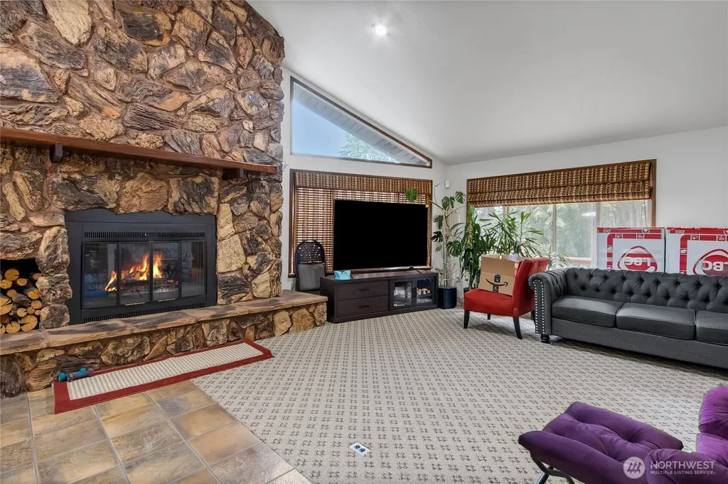 41019 Dean Kreger Road E Eatonville WA 98328