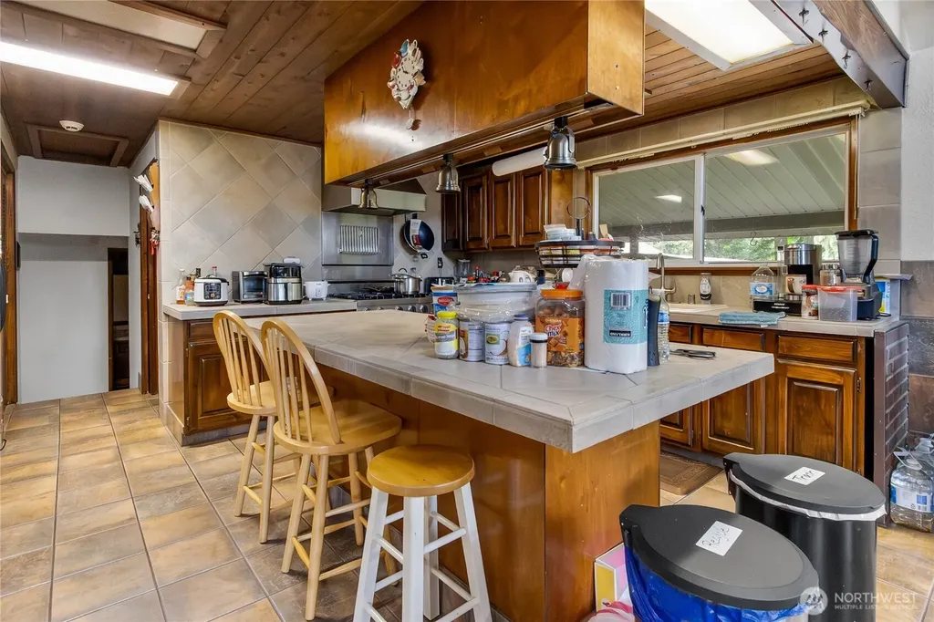 41019 Dean Kreger Road E Eatonville WA 98328