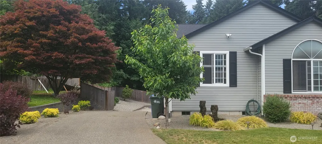 5007 86th Street Ct E Puyallup WA 98446