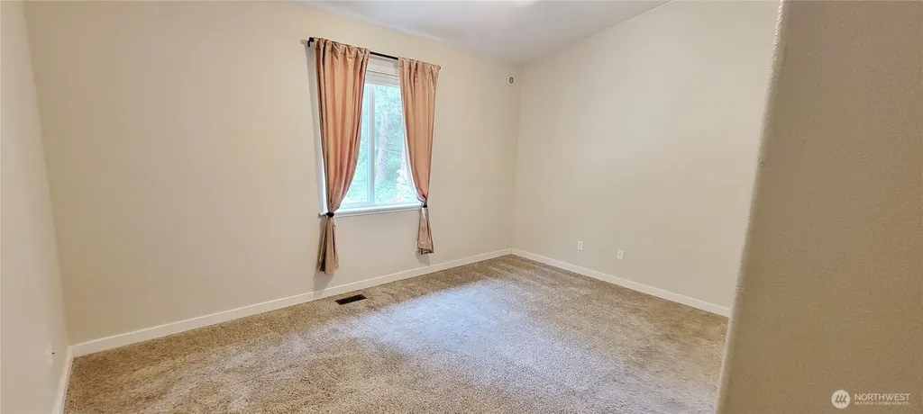 5007 86th Street Ct E Puyallup WA 98446