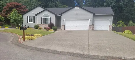 5007 86th Street Ct E Puyallup WA 98446