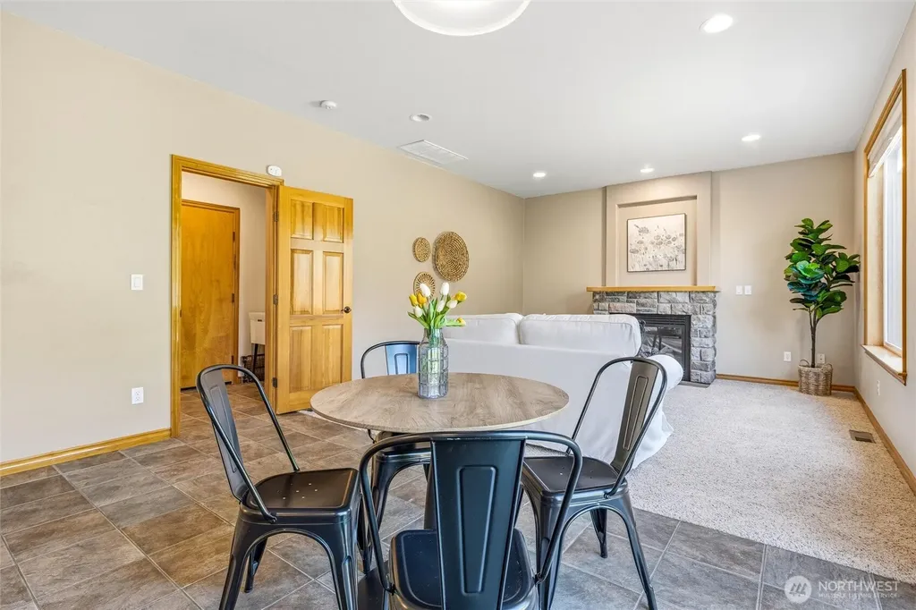 5928 Foxtail Court Ferndale WA 98248
