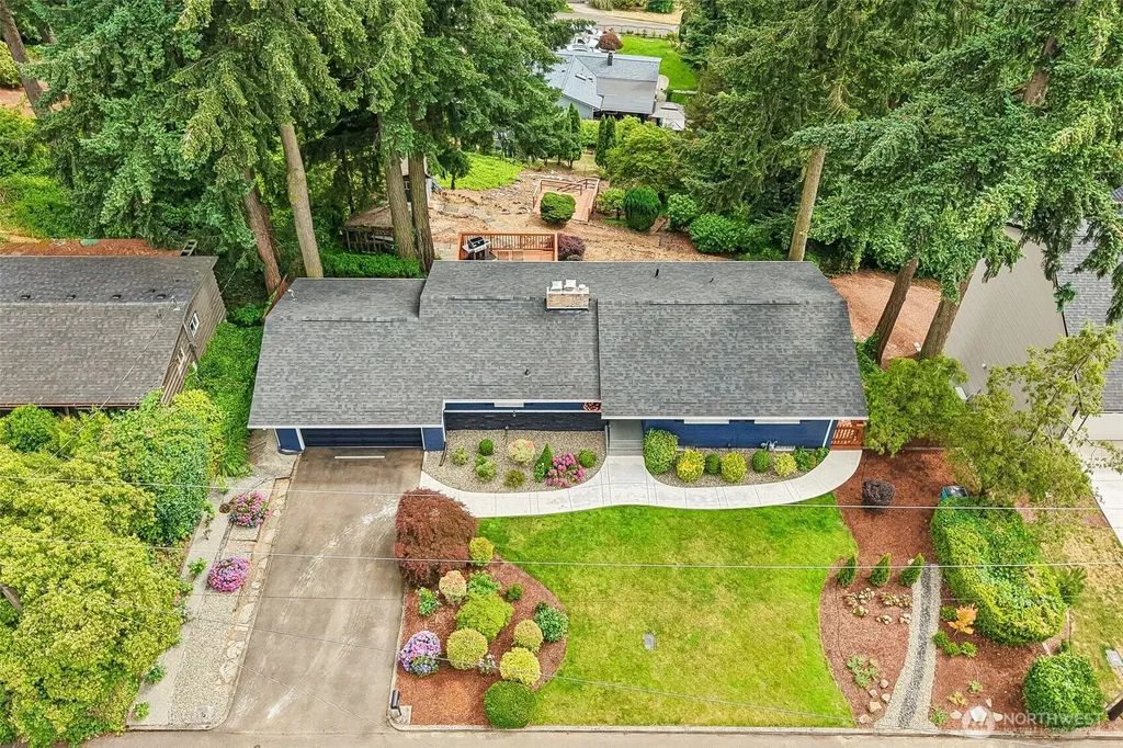 1015 NE 64th Street Vancouver WA 98665