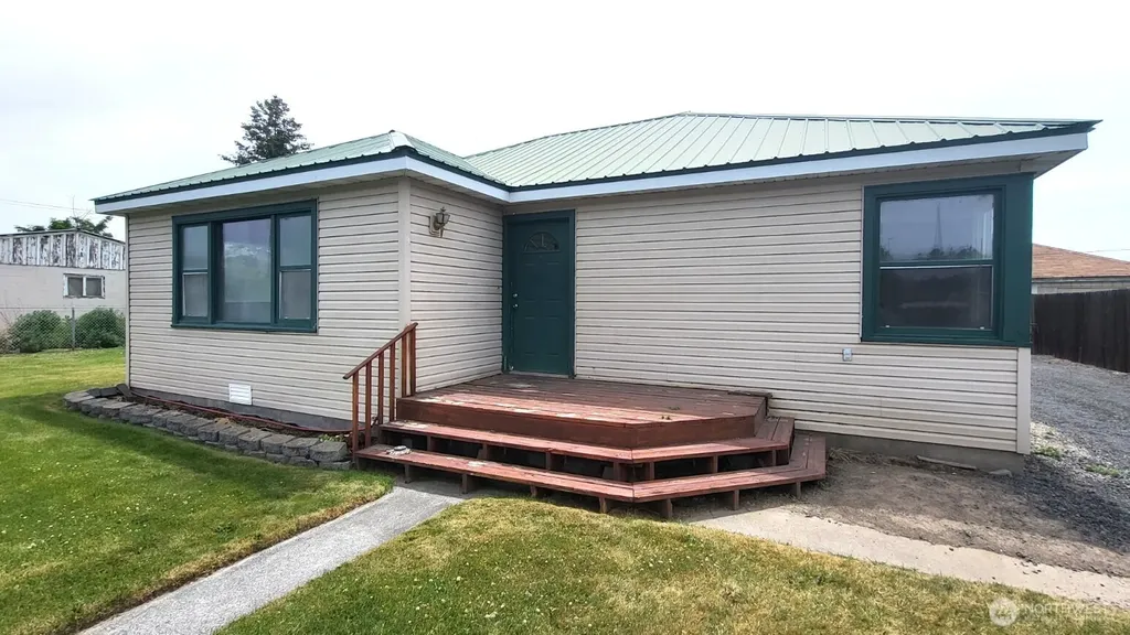 536 Spokane Street Wilson Creek WA 98860