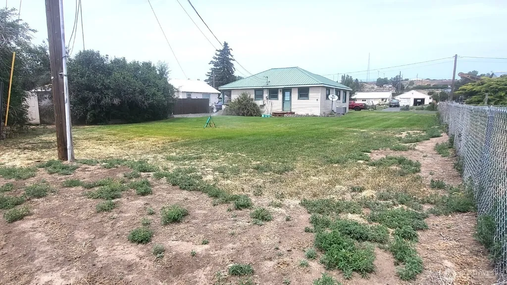 536 Spokane Street Wilson Creek WA 98860