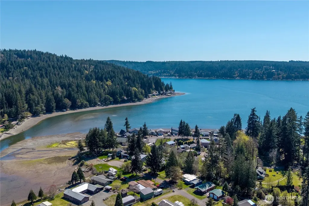 151 NE Myrlis Joy Drive Tahuya WA 98588