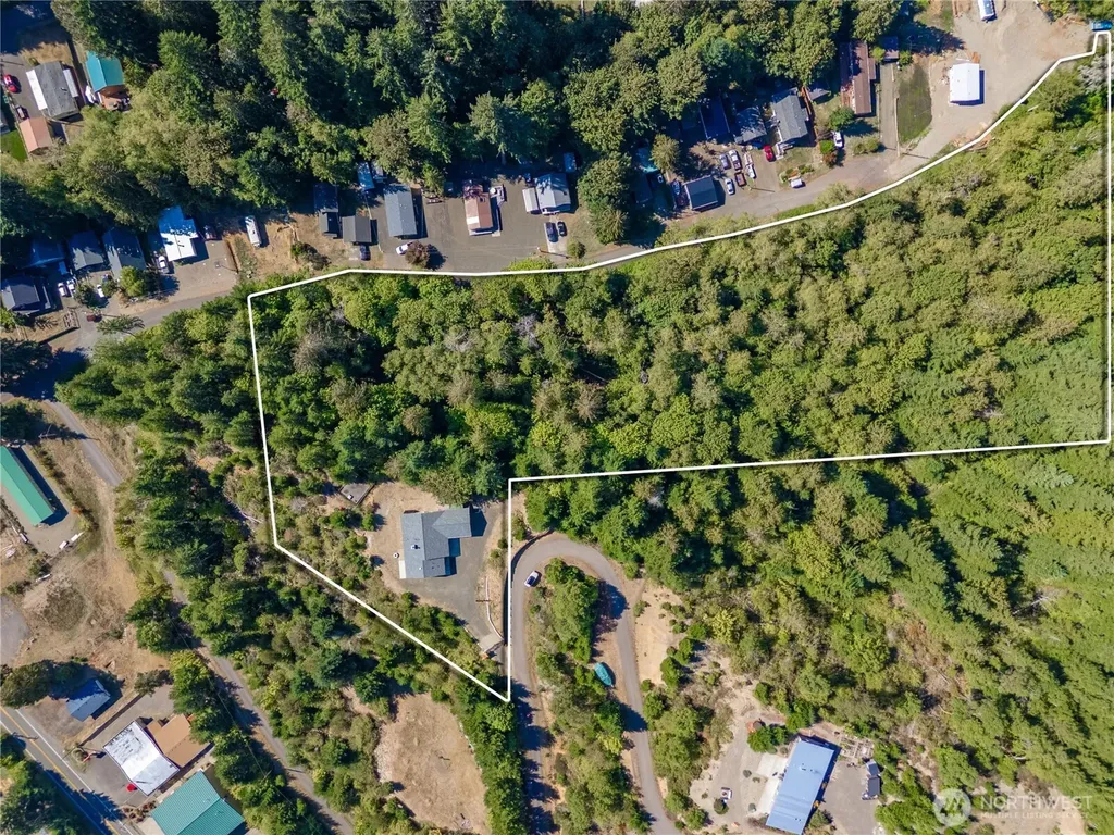 151 NE Myrlis Joy Drive Tahuya WA 98588