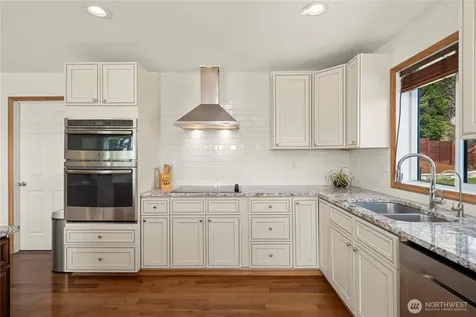 151 NE Myrlis Joy Drive Tahuya WA 98588