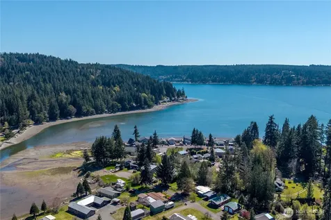 151 NE Myrlis Joy Drive Tahuya WA 98588