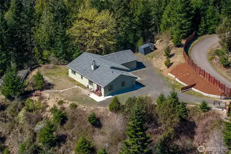 151 NE Myrlis Joy Drive Tahuya WA 98588