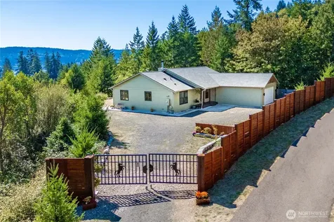 151 NE Myrlis Joy Drive Tahuya WA 98588