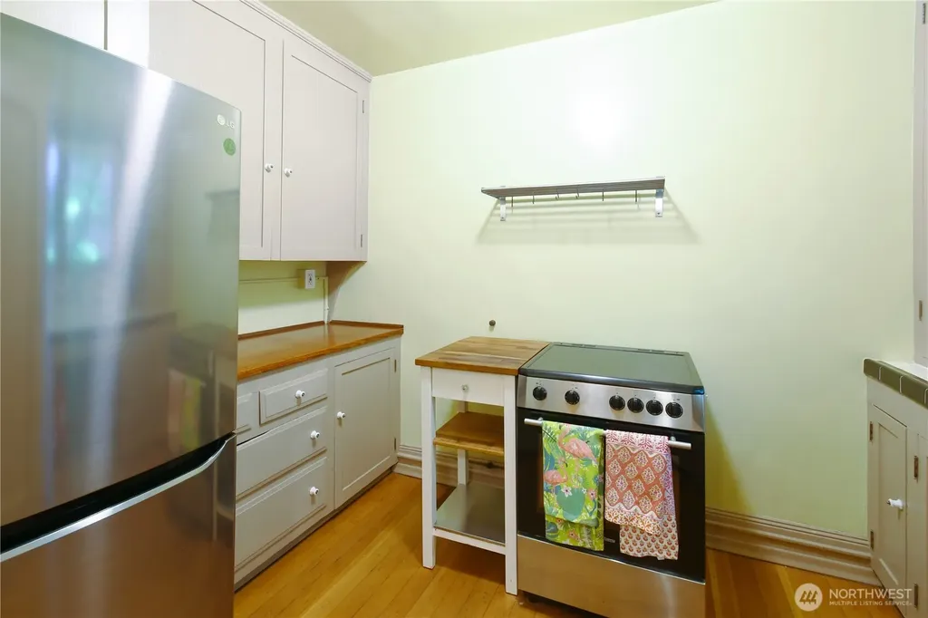1101 17th Avenue Seattle WA 98122