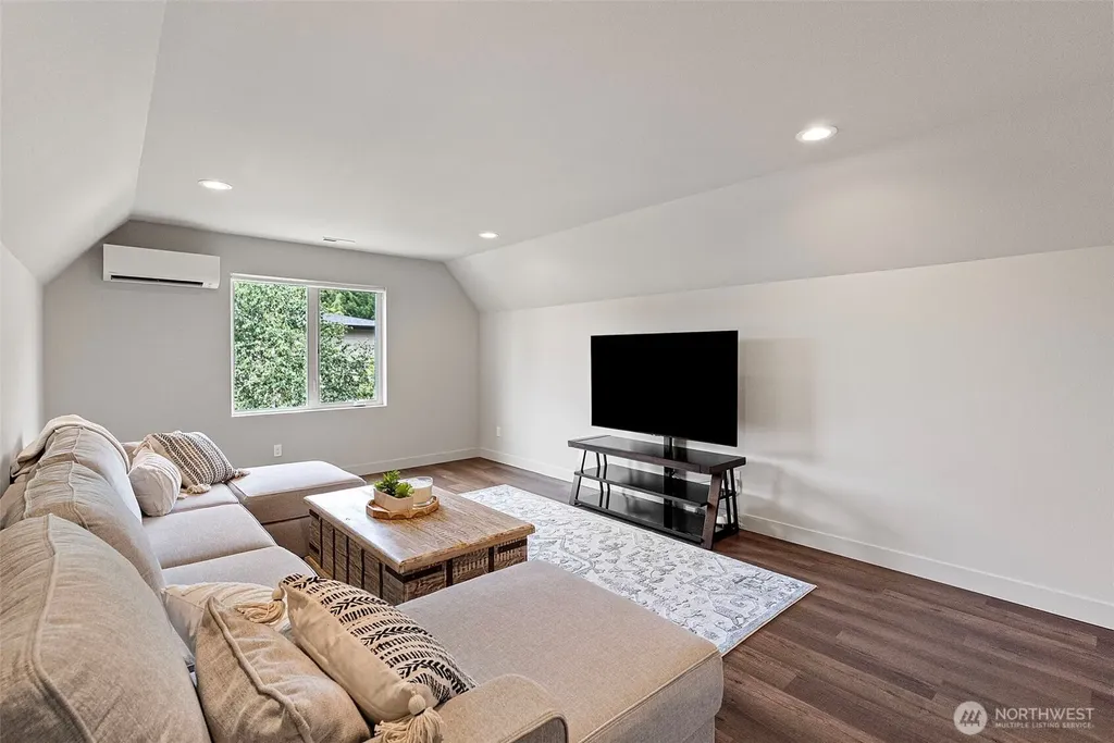 4619 W Maple Lane Circle NW Gig Harbor WA 98335