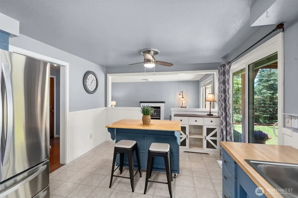9138 Skokomish Way NE Olympia WA 98516